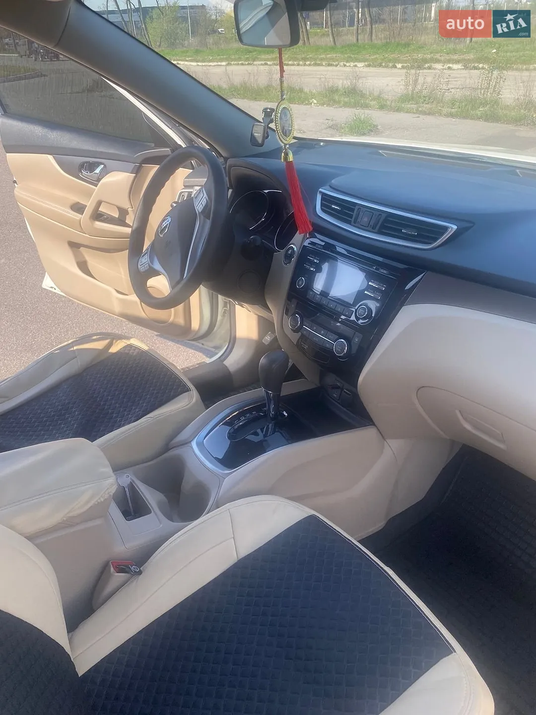 2016 Nissan Rogue - мініатюра 11