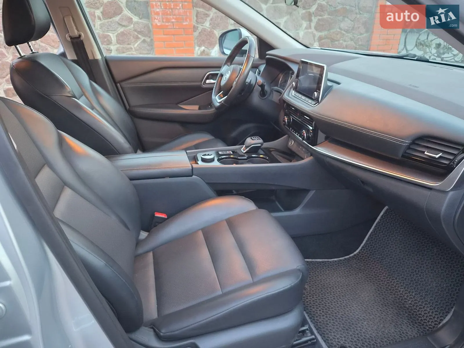 2021 Nissan Rogue - мініатюра 15