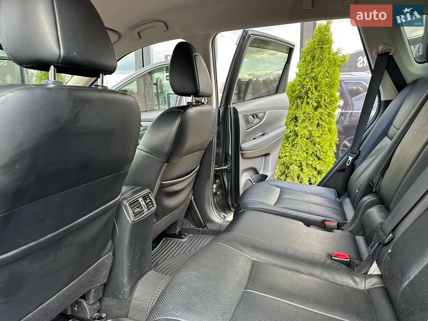 2018 Nissan Rogue - мініатюра 17