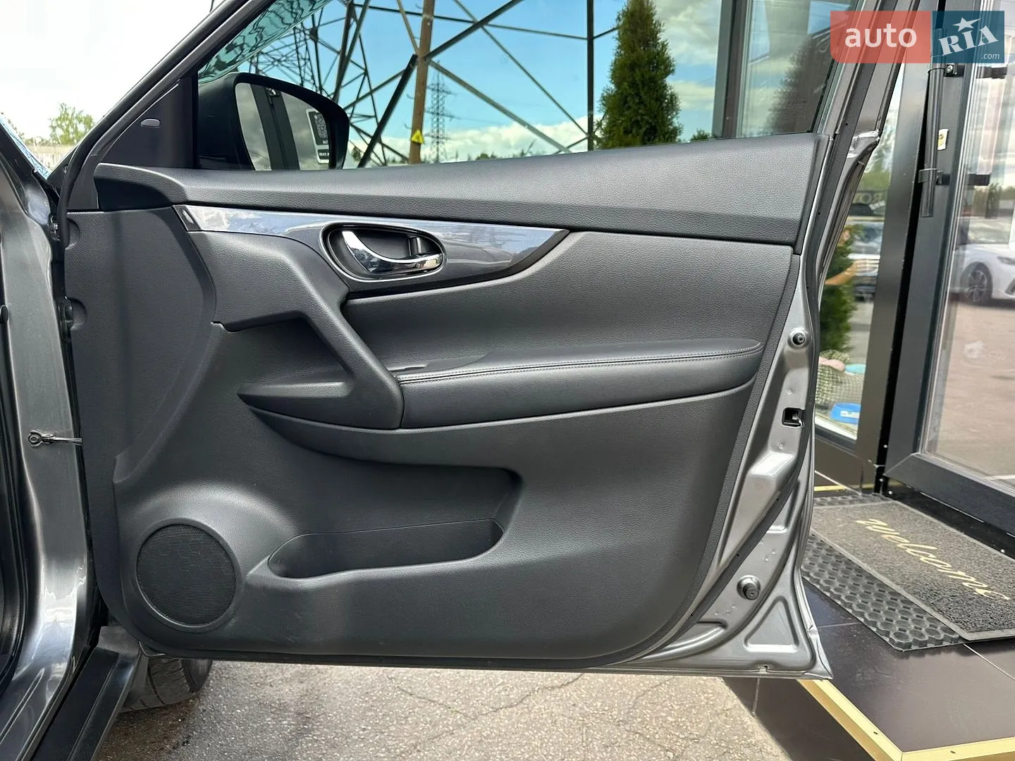 2018 Nissan Rogue - мініатюра 25