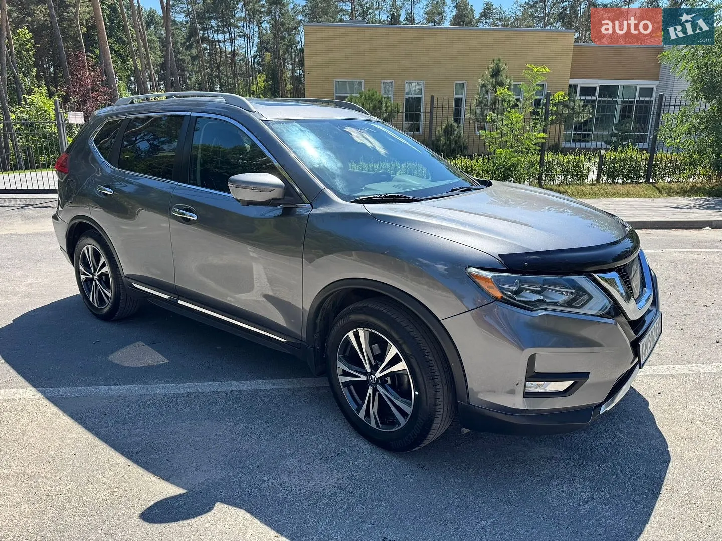 2017 Nissan Rogue - мініатюра 2