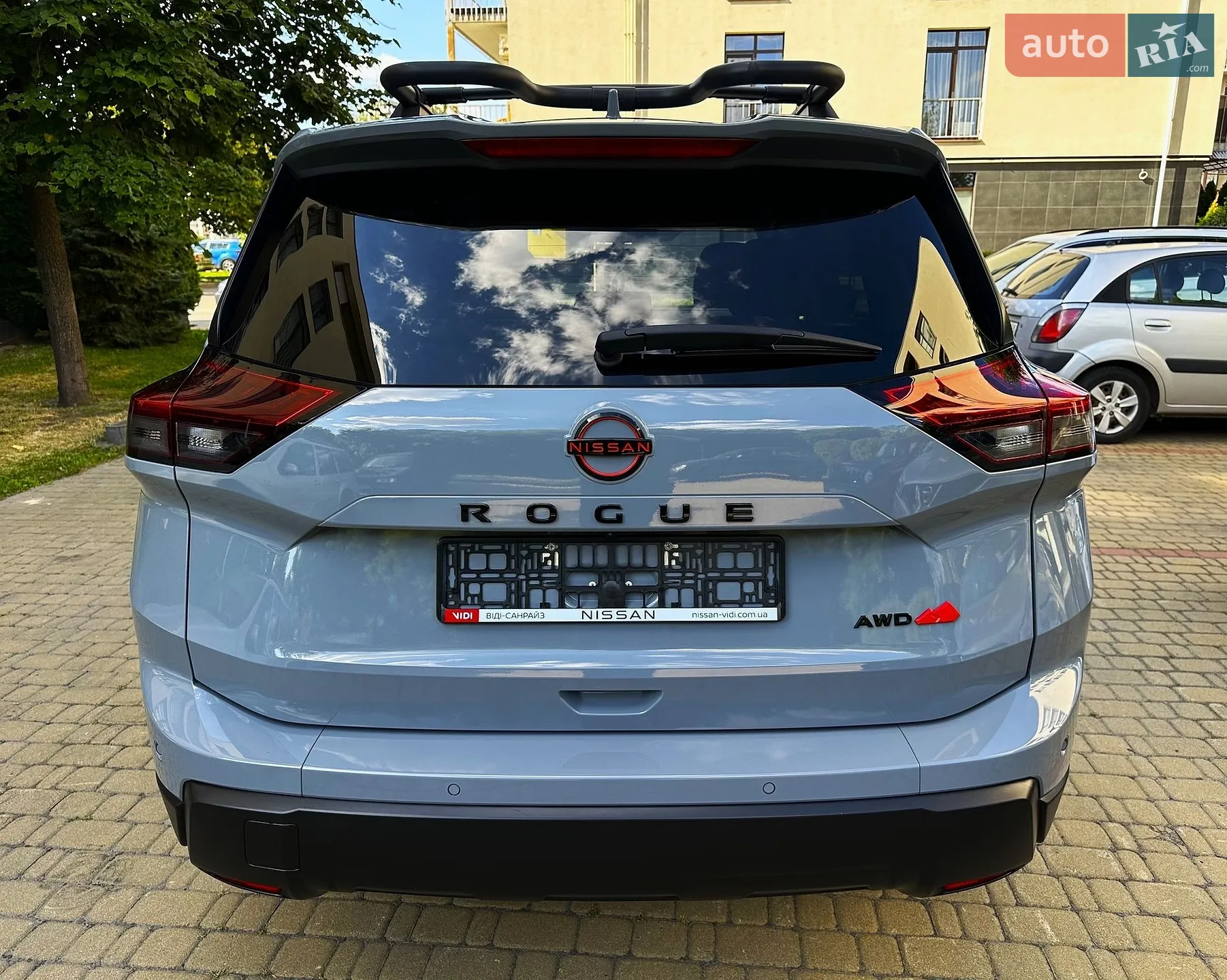 2025 Nissan Rogue - мініатюра 12