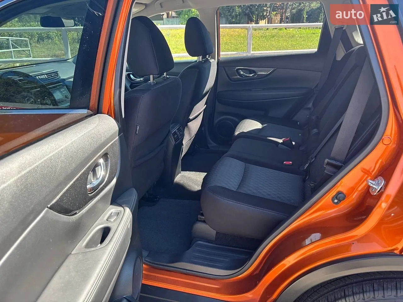 2016 Nissan Rogue - мініатюра 11