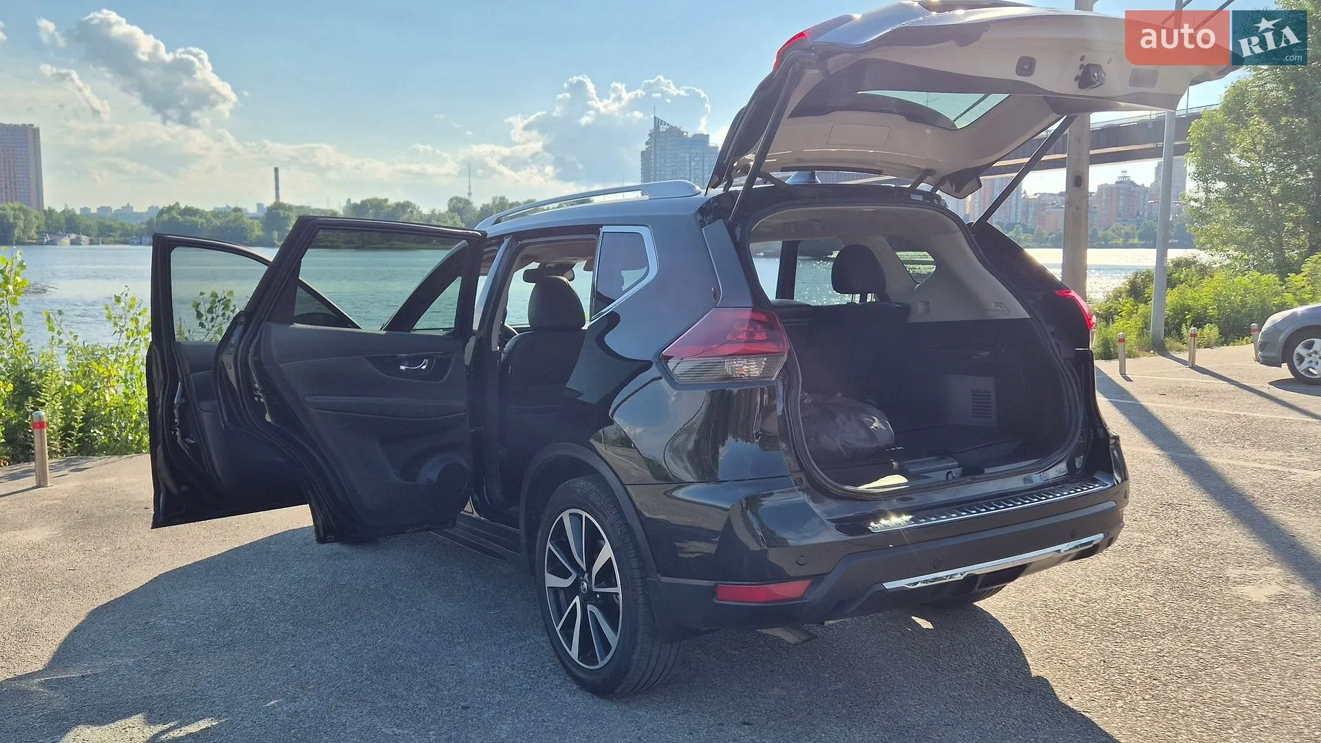 2019 Nissan Rogue - мініатюра 8
