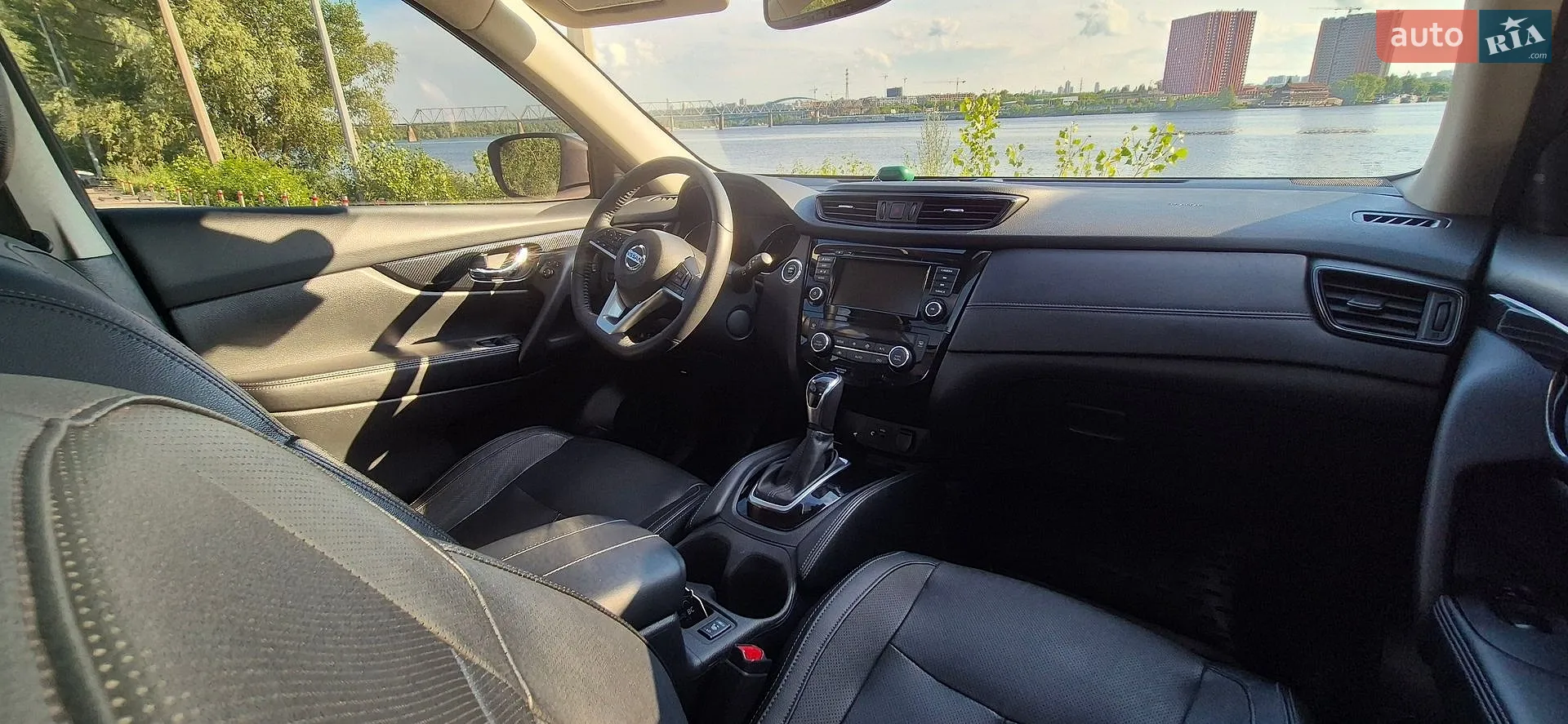 2019 Nissan Rogue - мініатюра 11