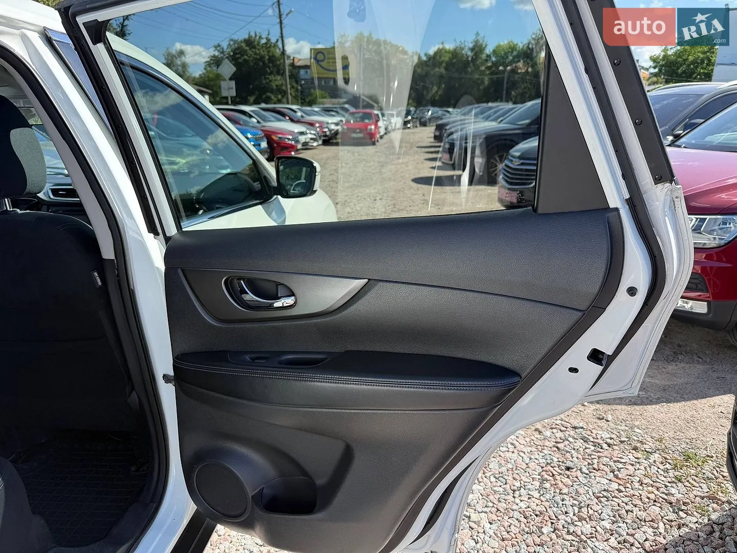 2015 Nissan Rogue - мініатюра 9
