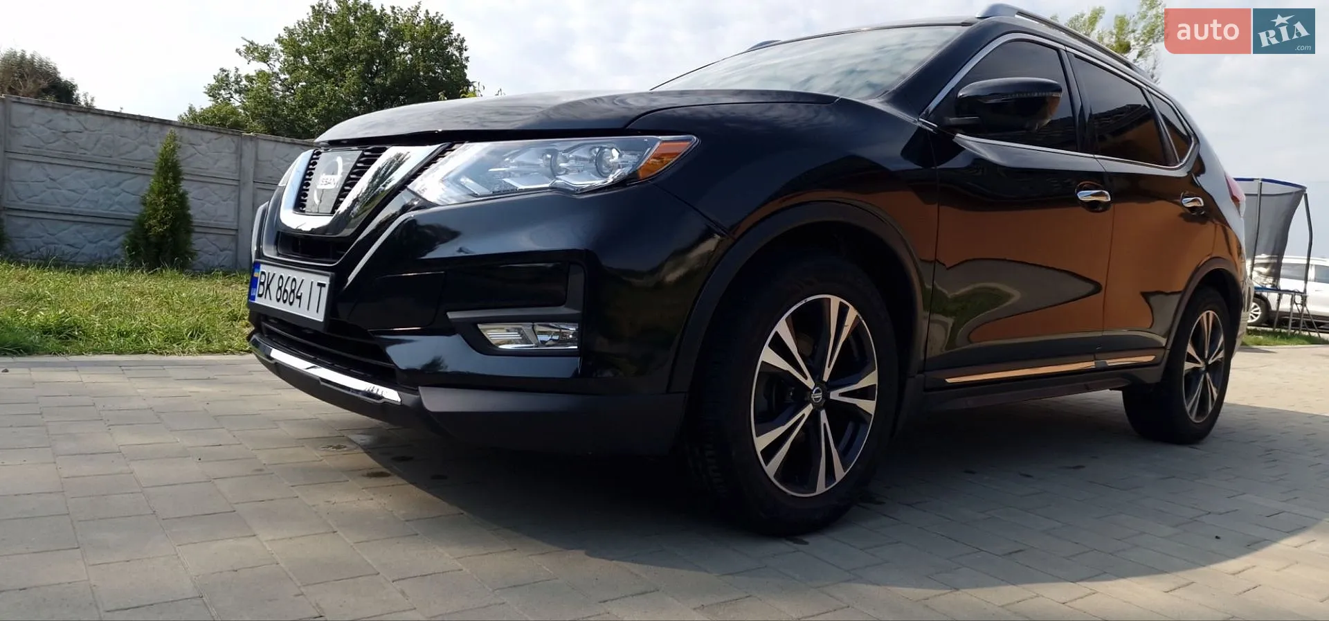 2017 Nissan Rogue - фото 1
