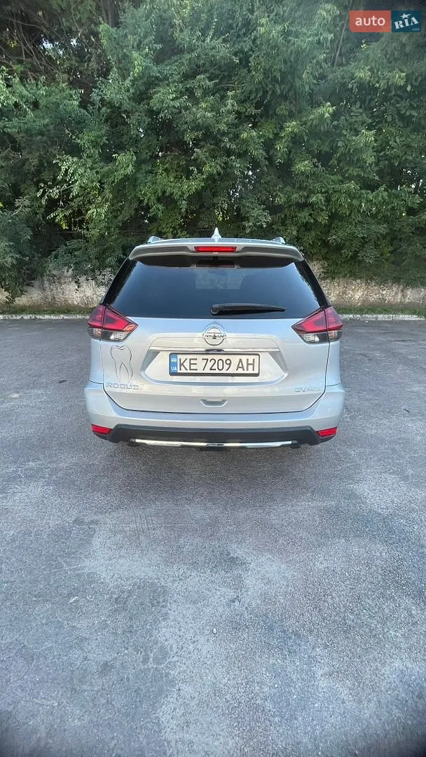 2017 Nissan Rogue - мініатюра 2