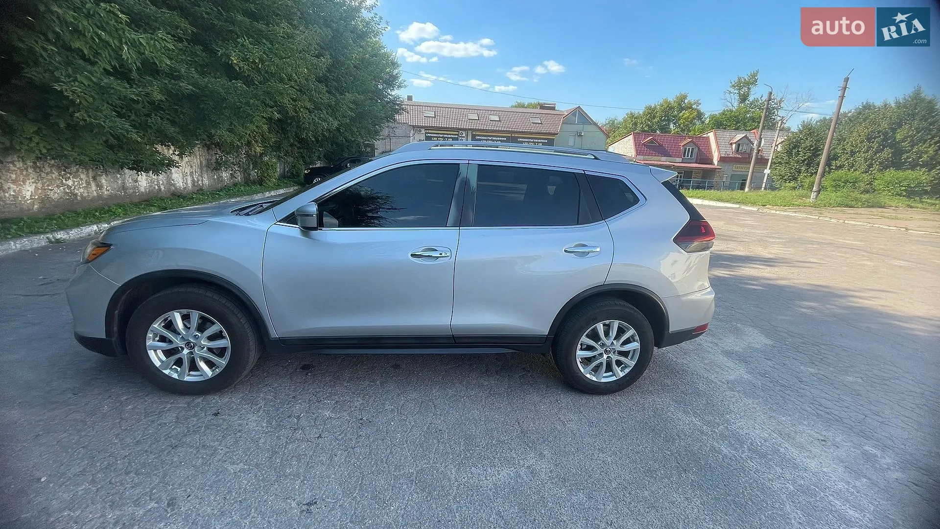 2017 Nissan Rogue - мініатюра 3