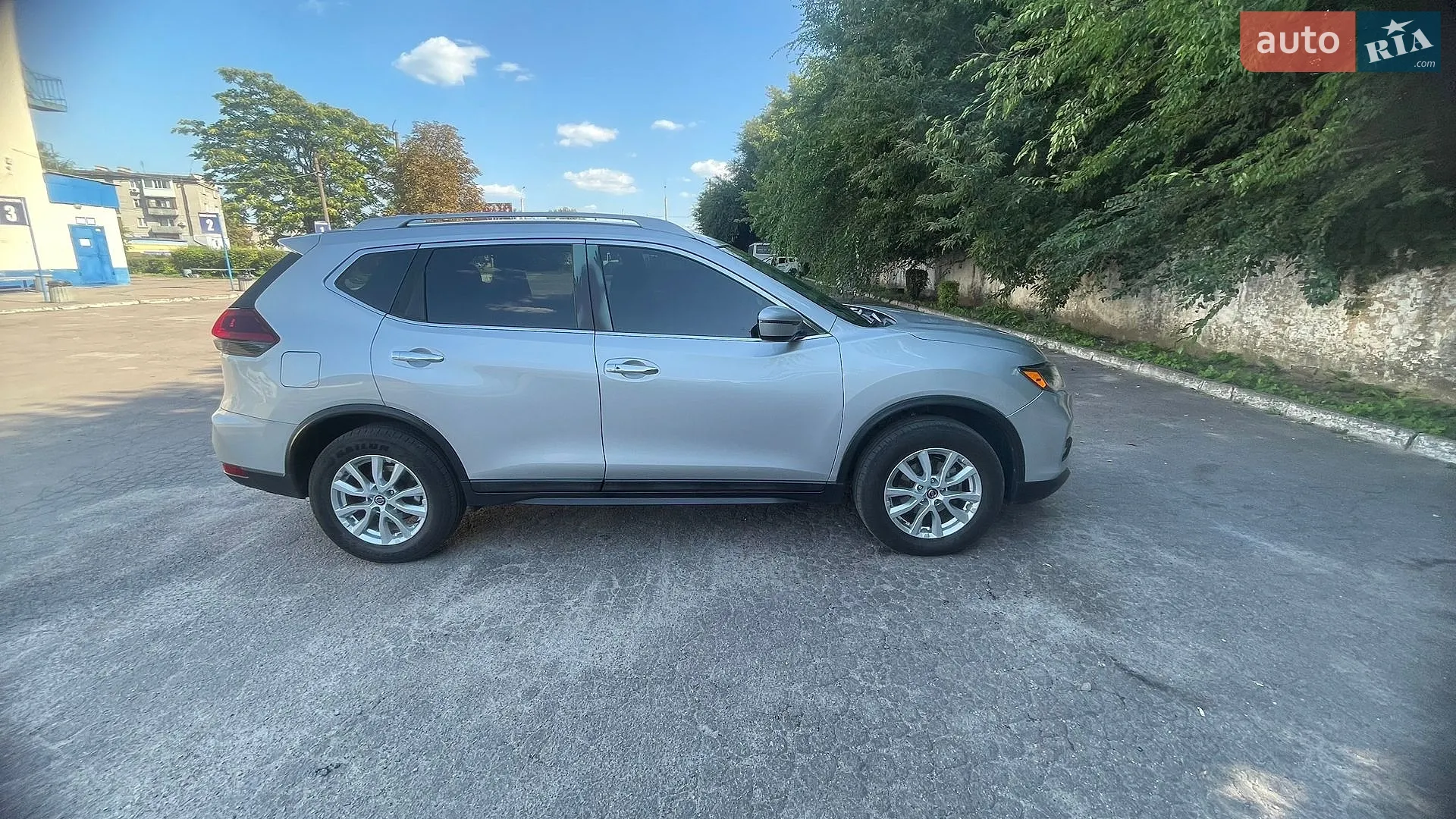 2017 Nissan Rogue - мініатюра 4