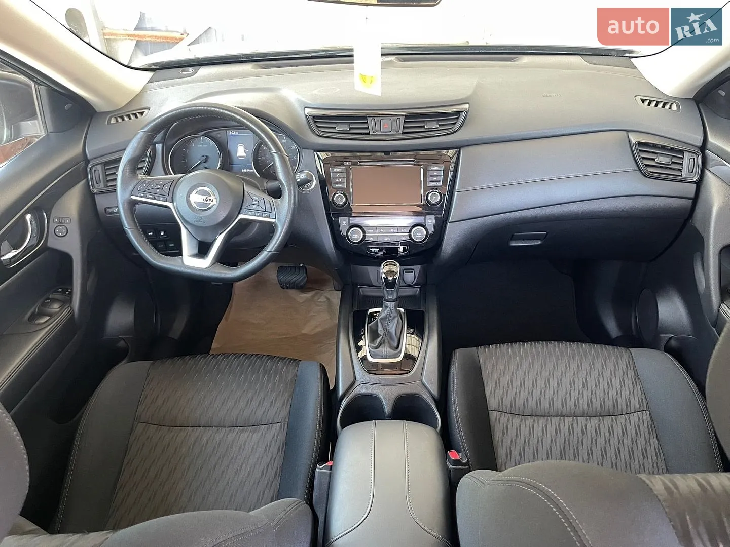 2019 Nissan Rogue - мініатюра 32