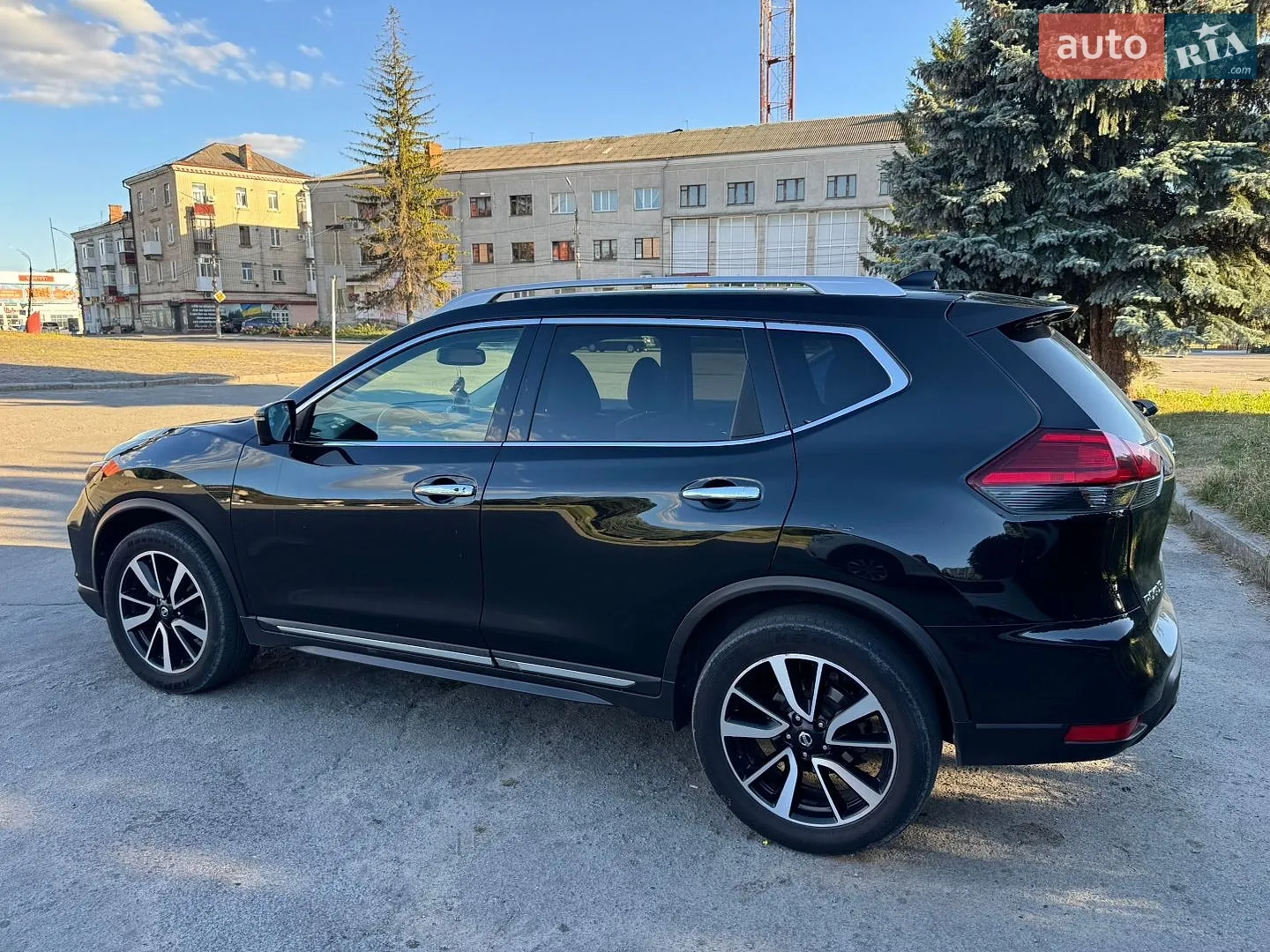 2017 Nissan Rogue - мініатюра 4