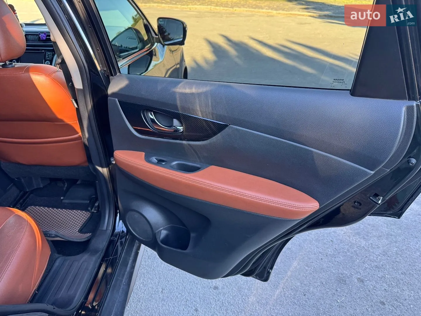 2017 Nissan Rogue - мініатюра 12