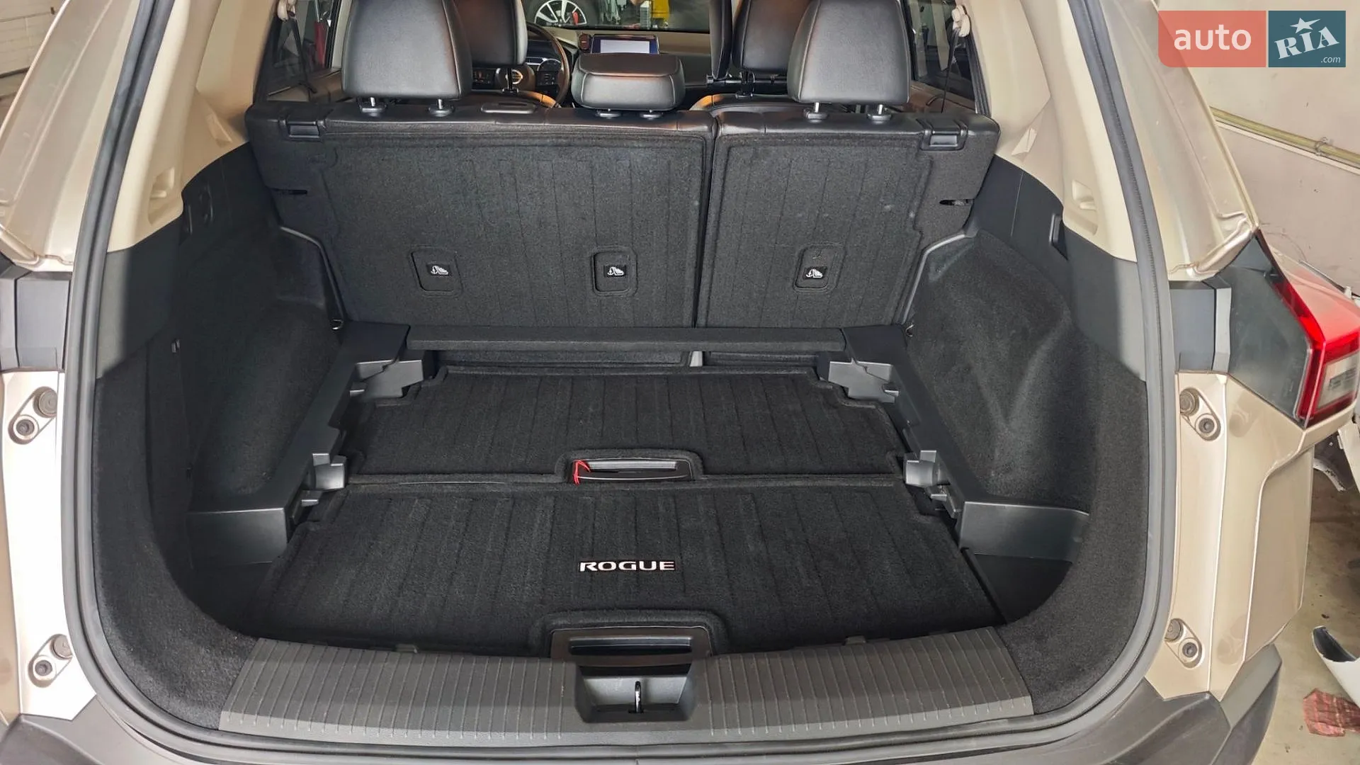 2021 Nissan Rogue - мініатюра 9