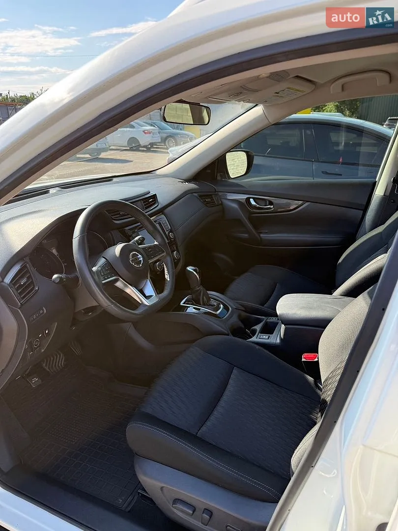 2017 Nissan Rogue - мініатюра 10