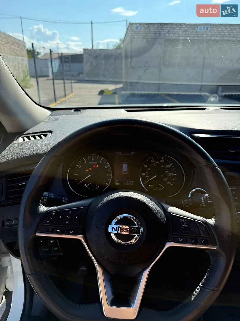 2017 Nissan Rogue - мініатюра 11