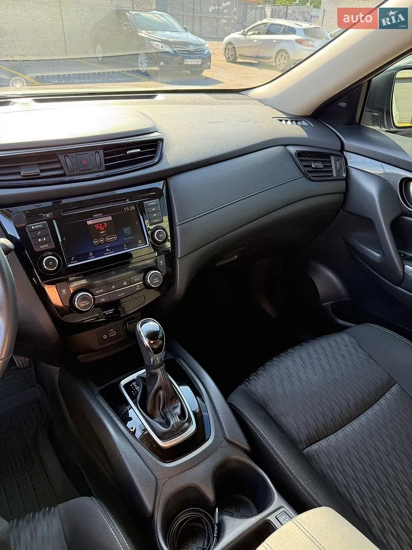 2017 Nissan Rogue - мініатюра 12