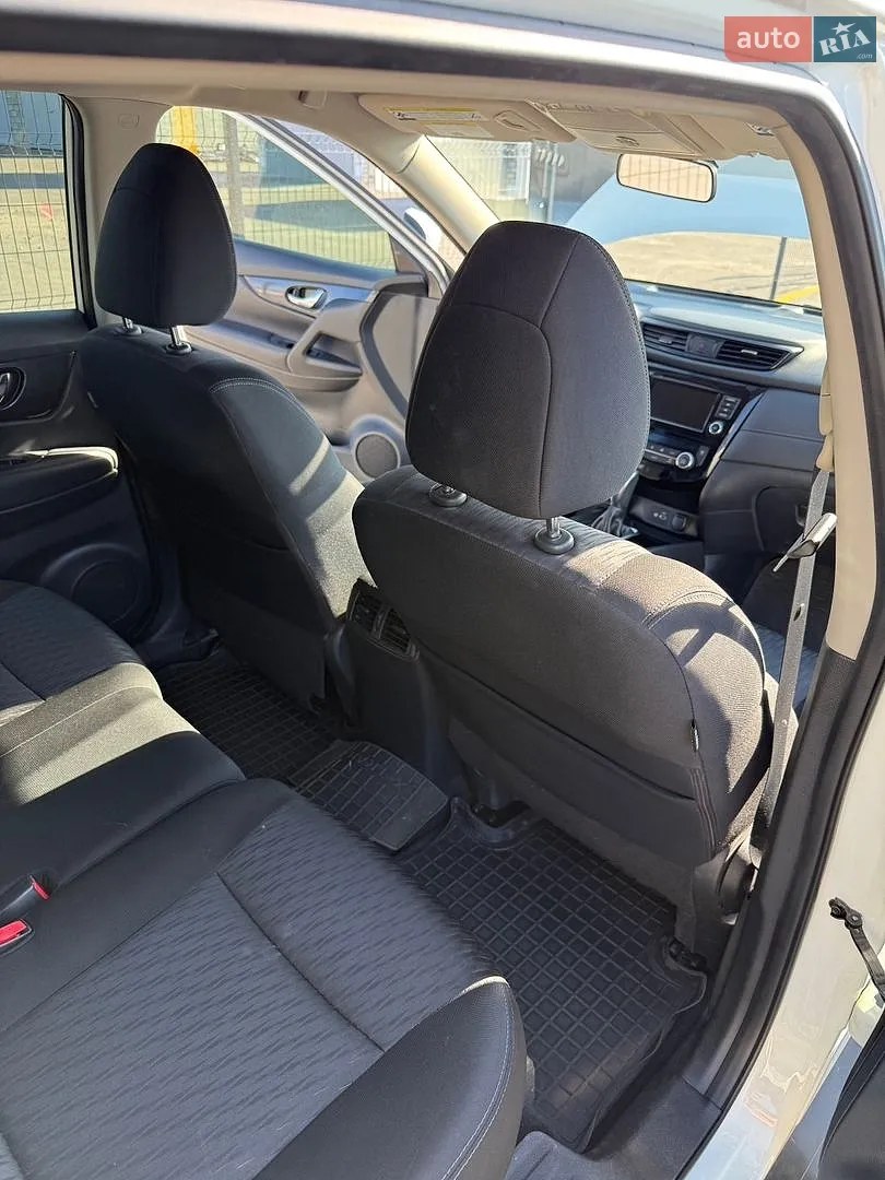 2017 Nissan Rogue - мініатюра 15