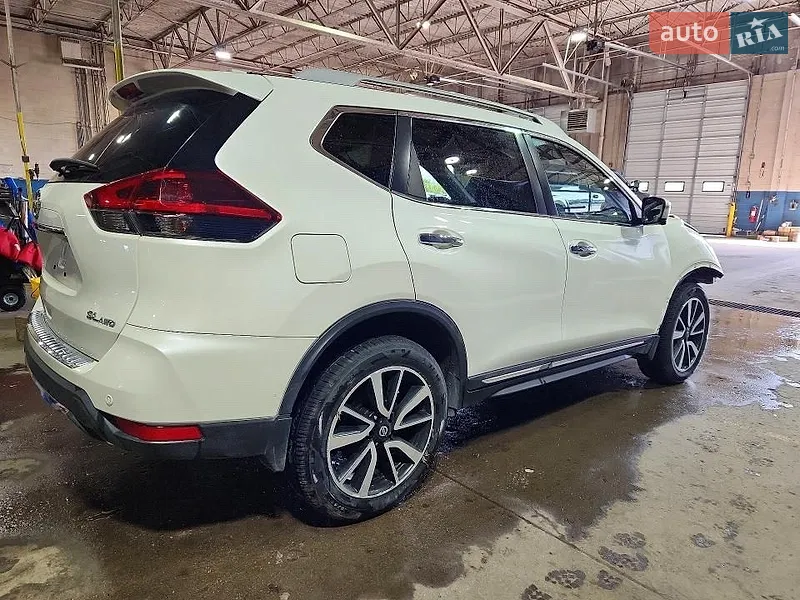 Nissan Rogue