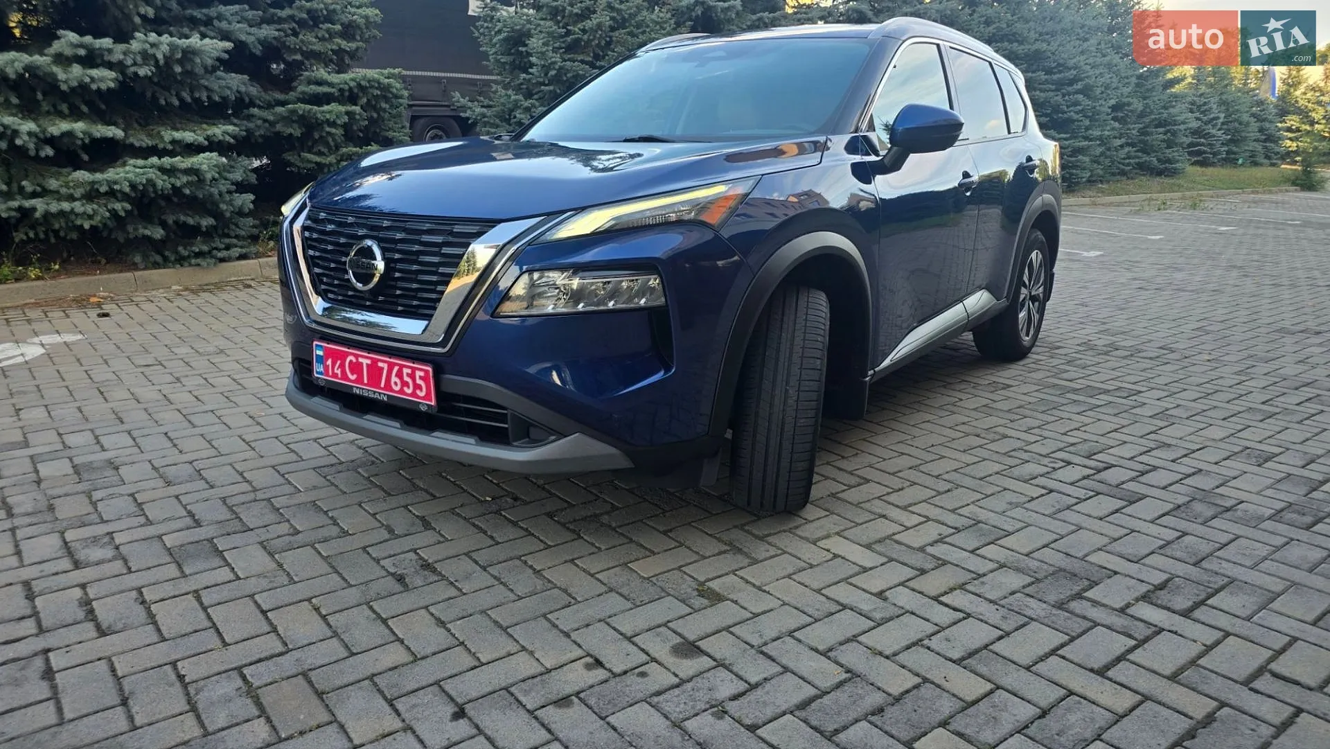 2021 Nissan Rogue - мініатюра 2