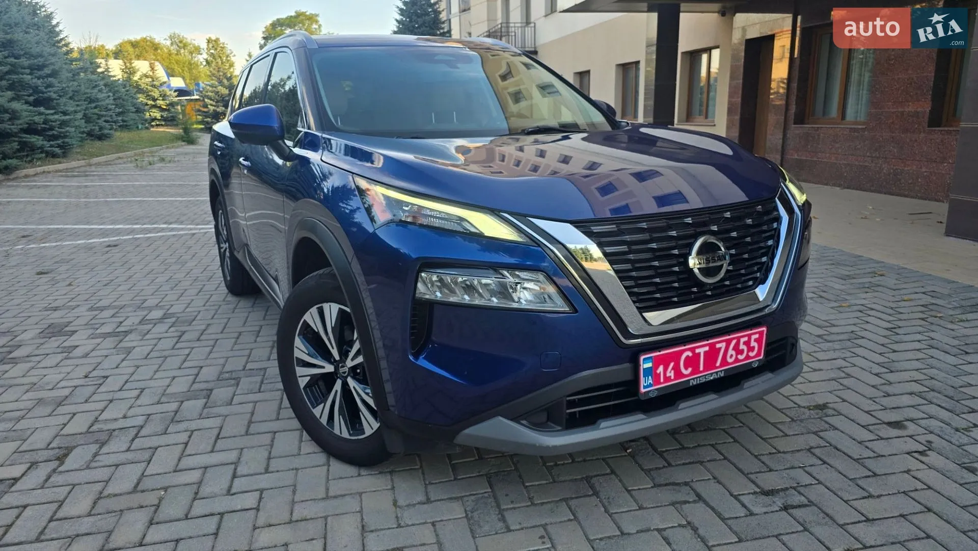 2021 Nissan Rogue - фото 1