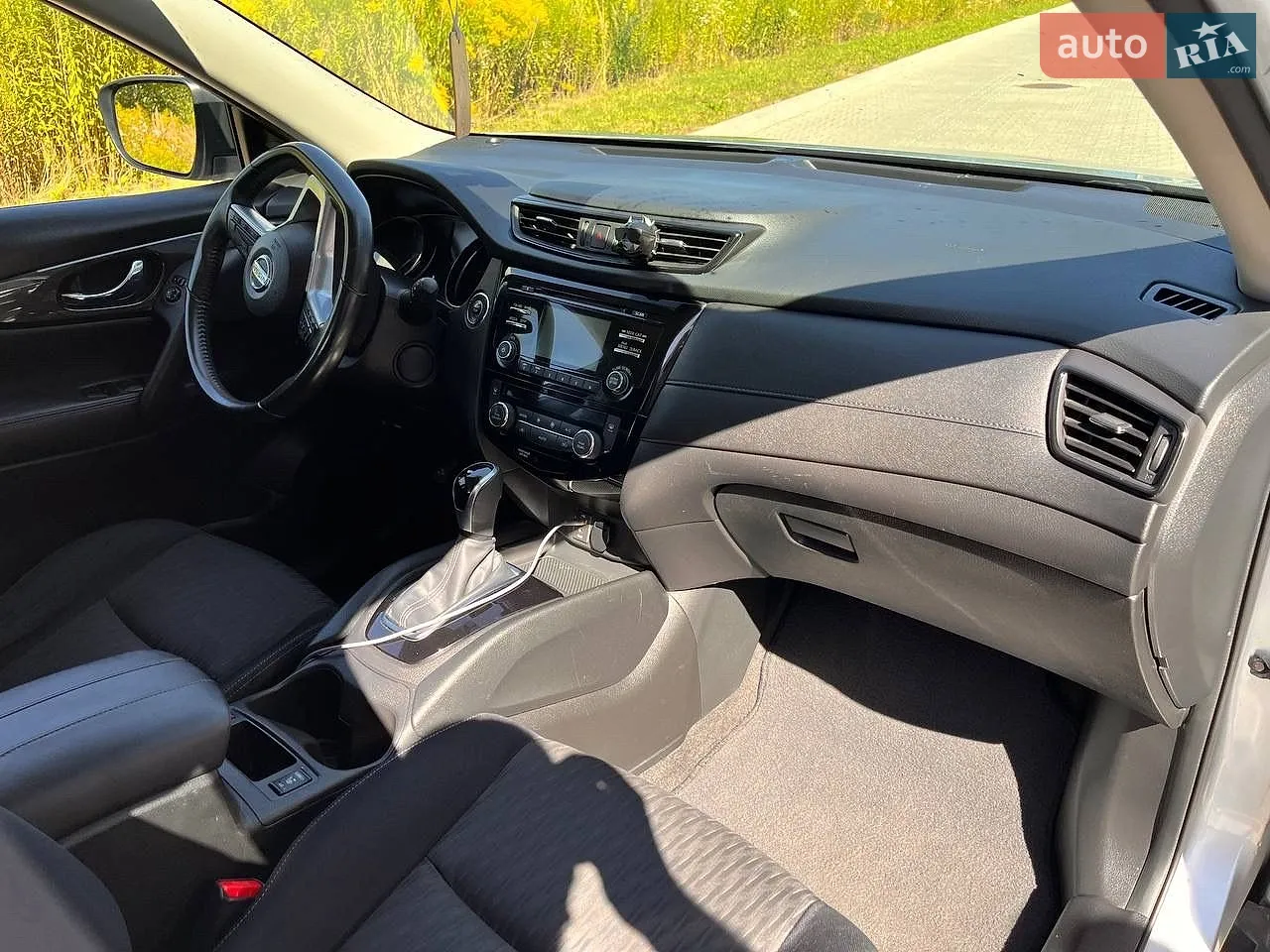 2016 Nissan Rogue - мініатюра 19
