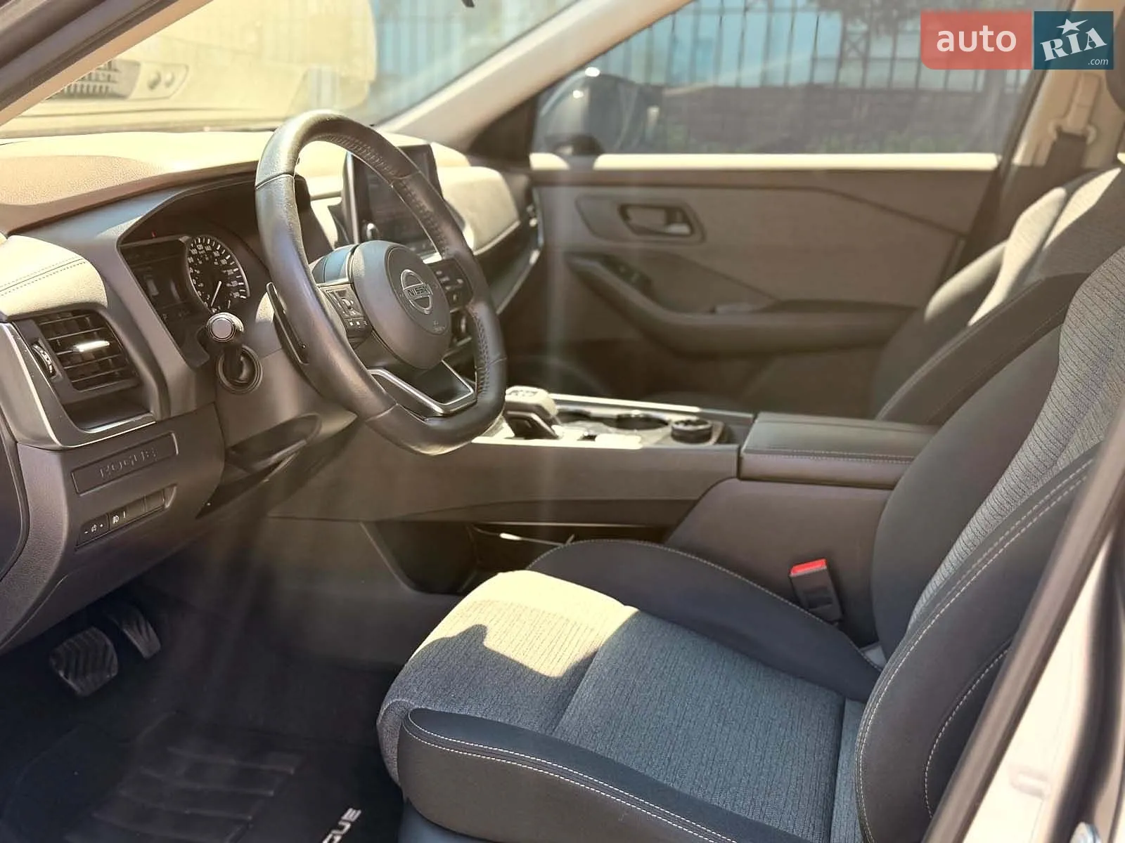 2021 Nissan Rogue - мініатюра 11