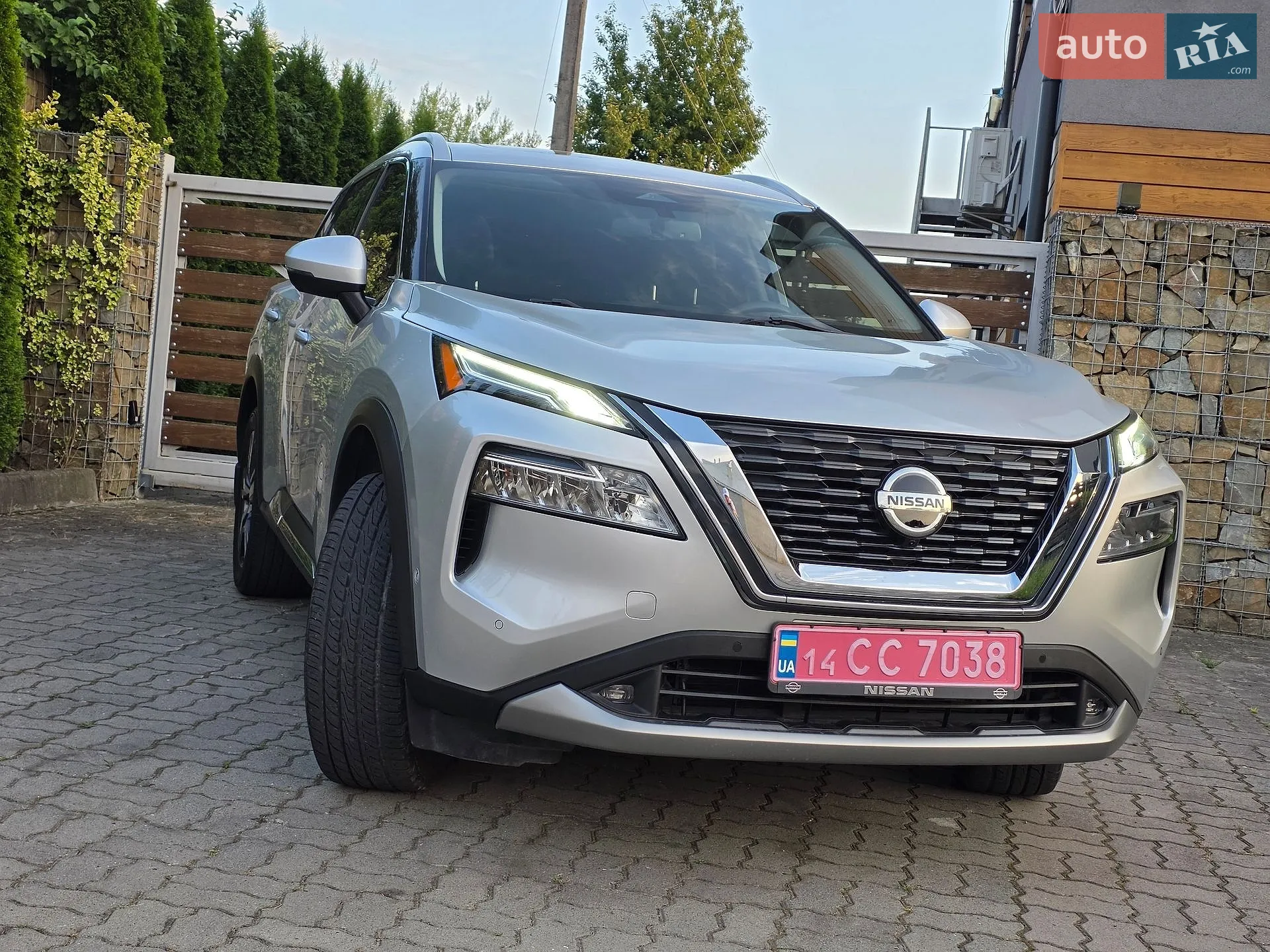2021 Nissan Rogue - мініатюра 12