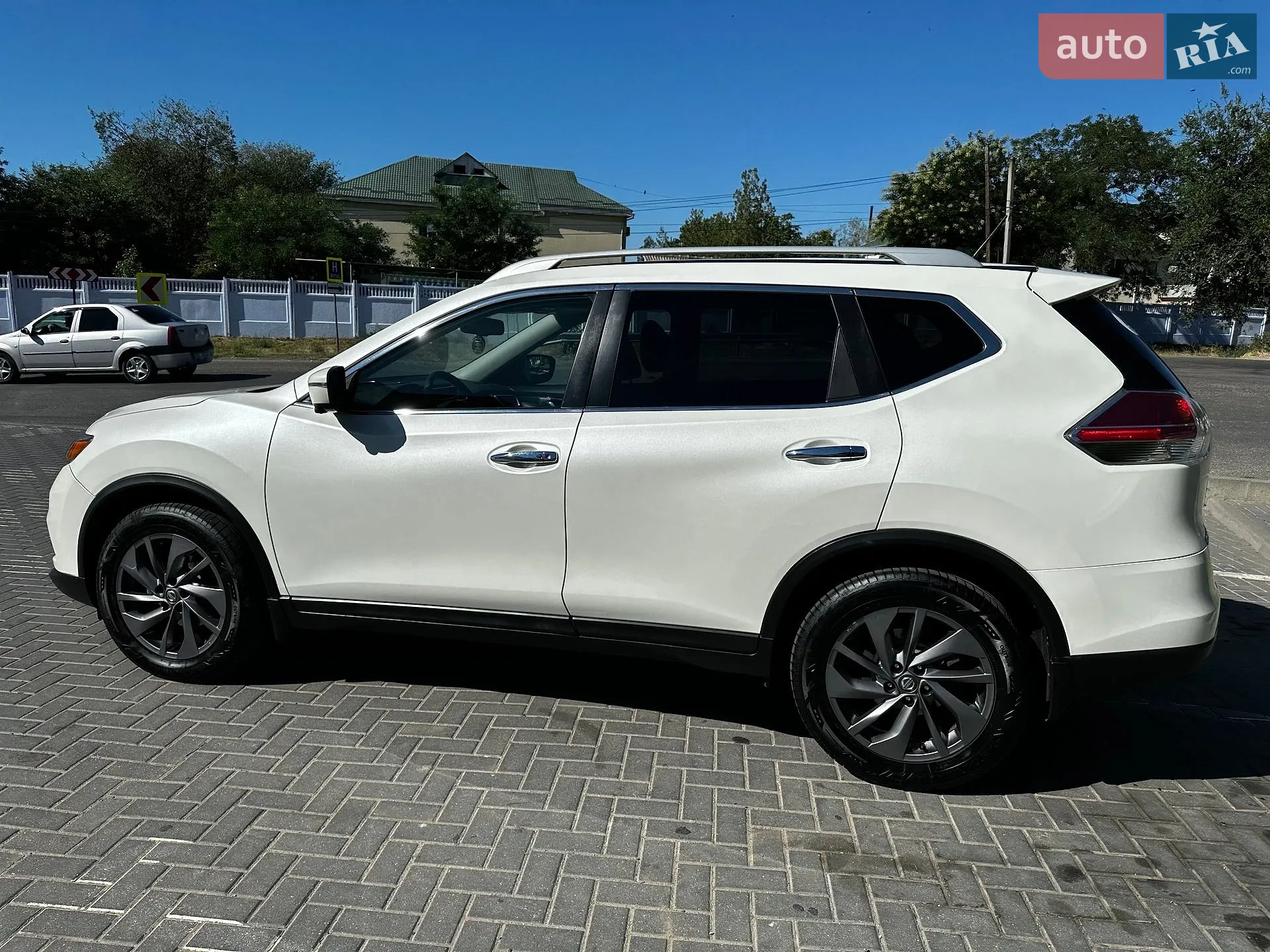2016 Nissan Rogue - мініатюра 14