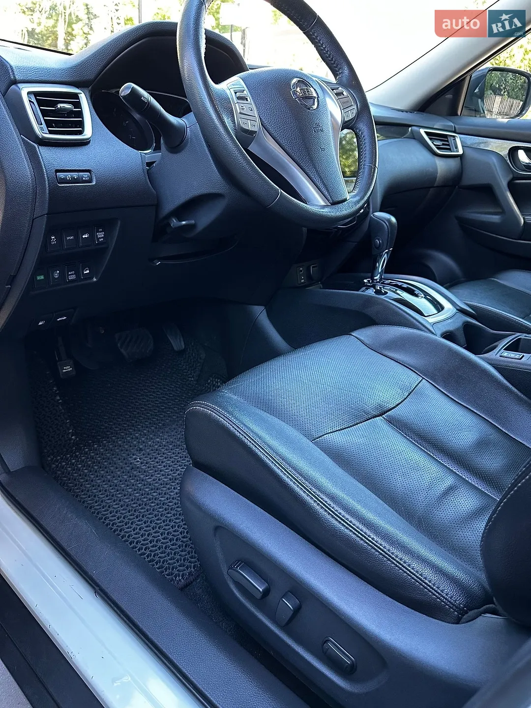 2016 Nissan Rogue - мініатюра 35