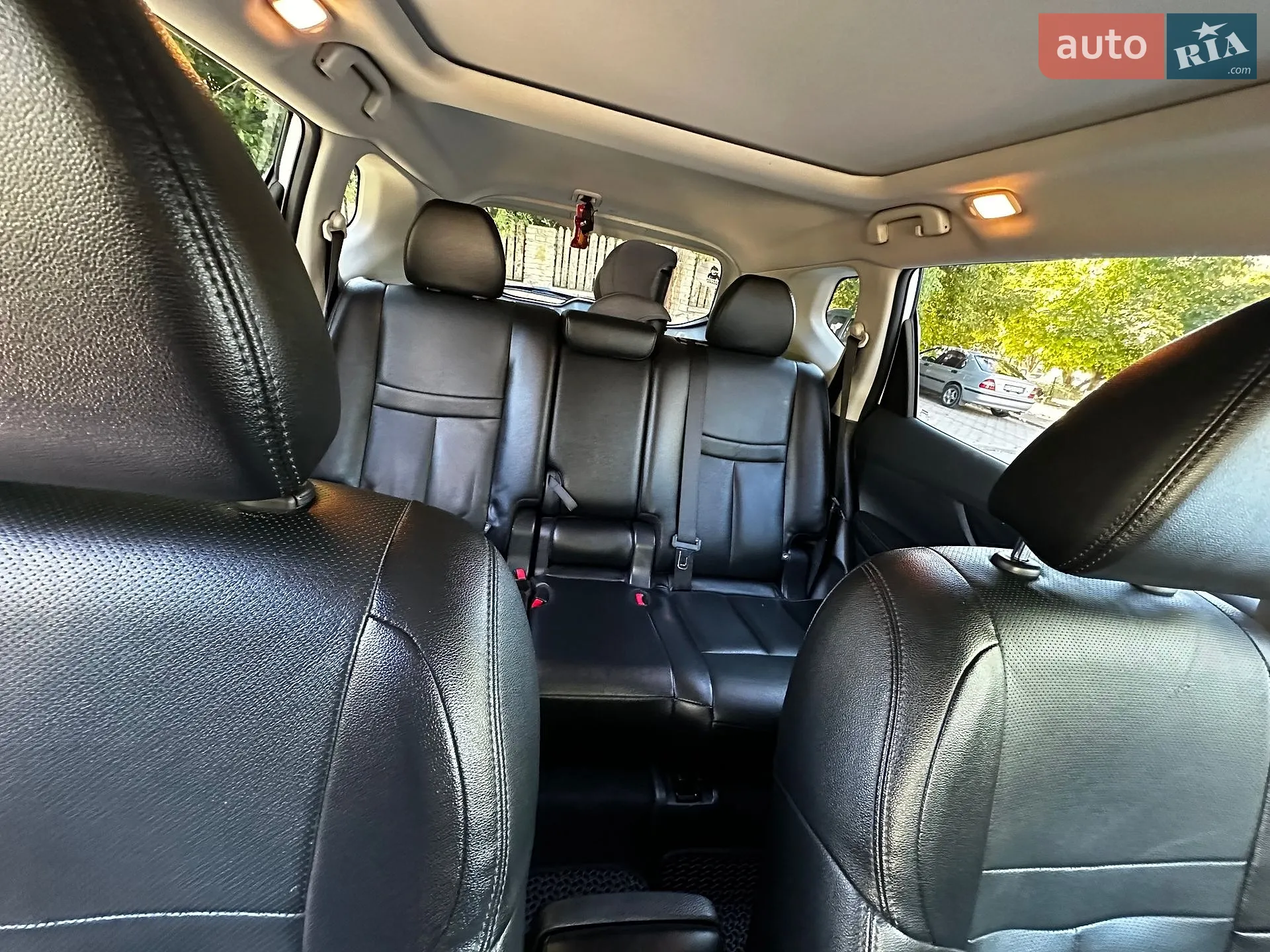 2016 Nissan Rogue - мініатюра 45
