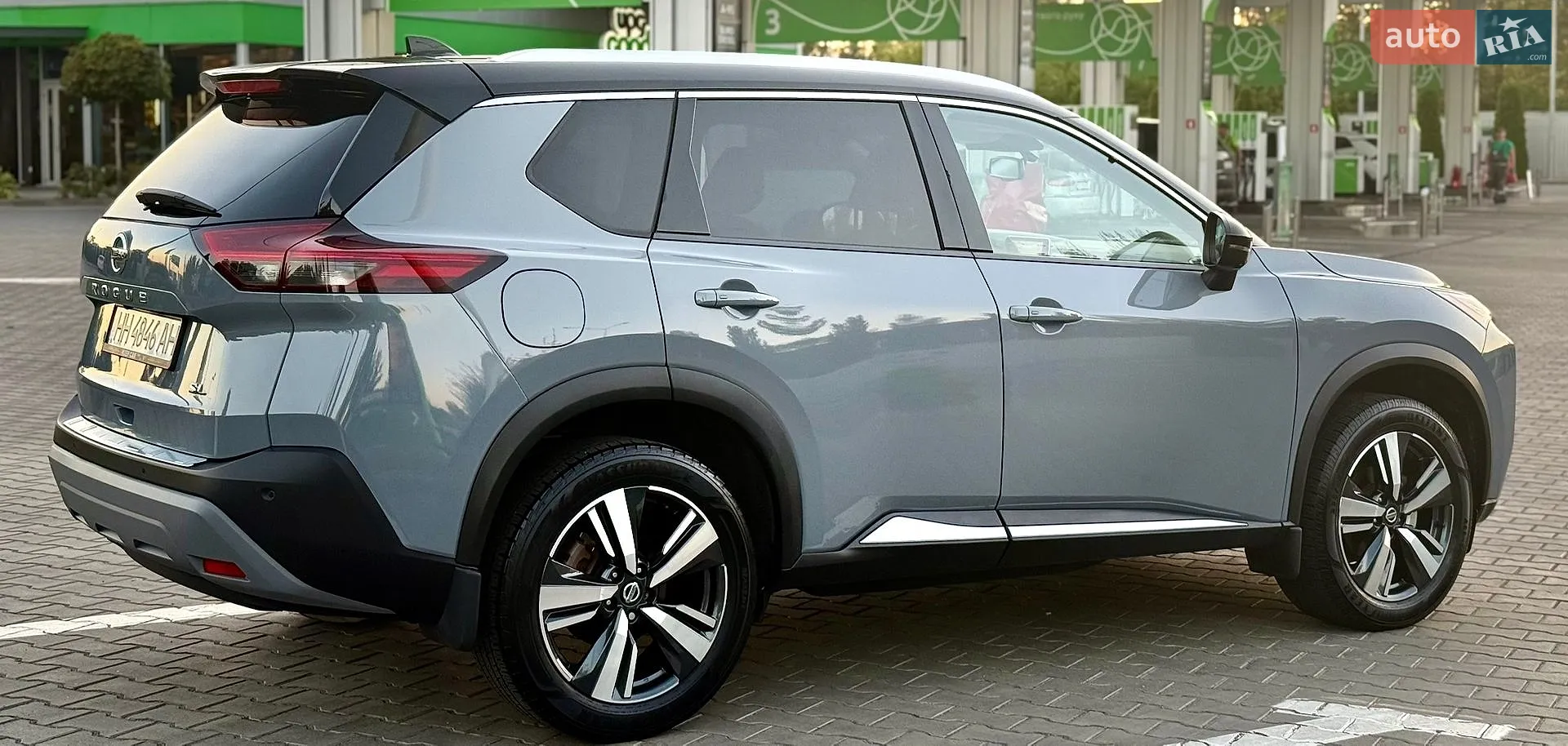 2021 Nissan Rogue - мініатюра 17