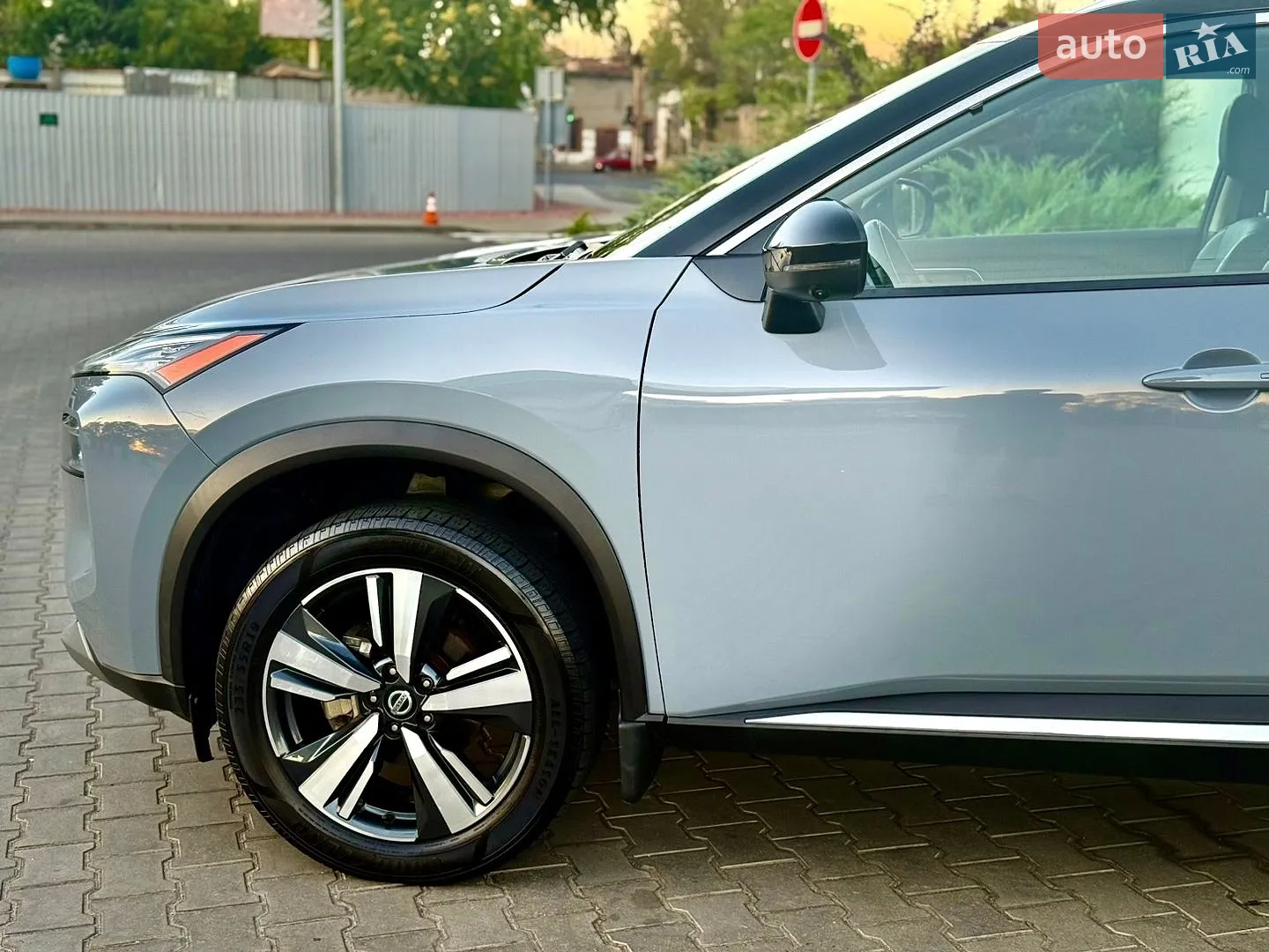 2021 Nissan Rogue - мініатюра 21