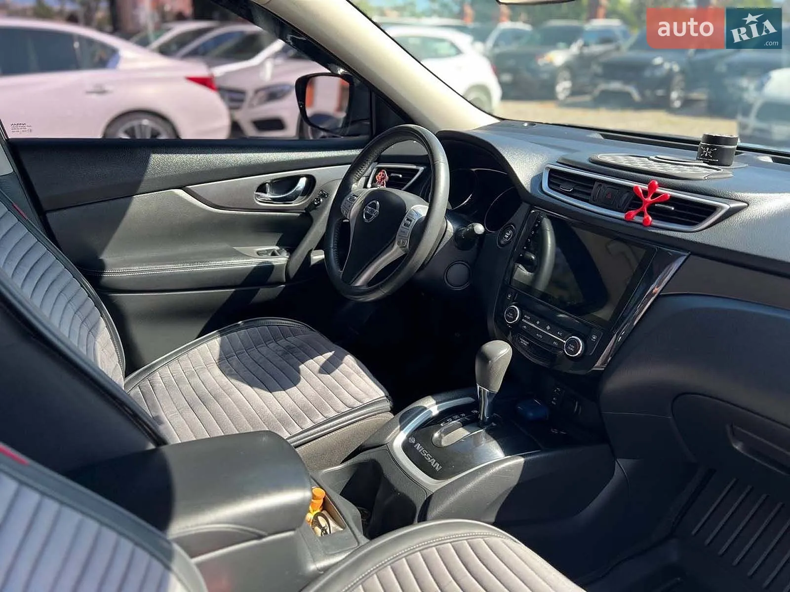 2016 Nissan Rogue - мініатюра 12