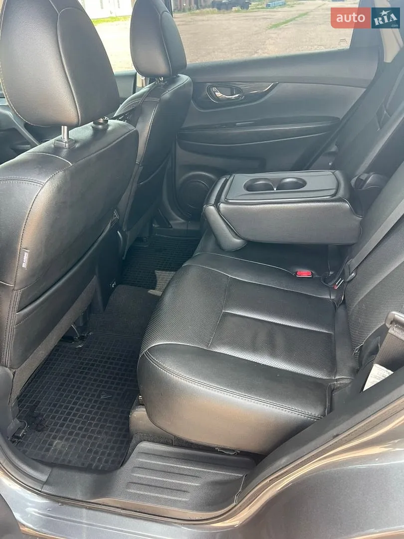 2019 Nissan Rogue - мініатюра 18