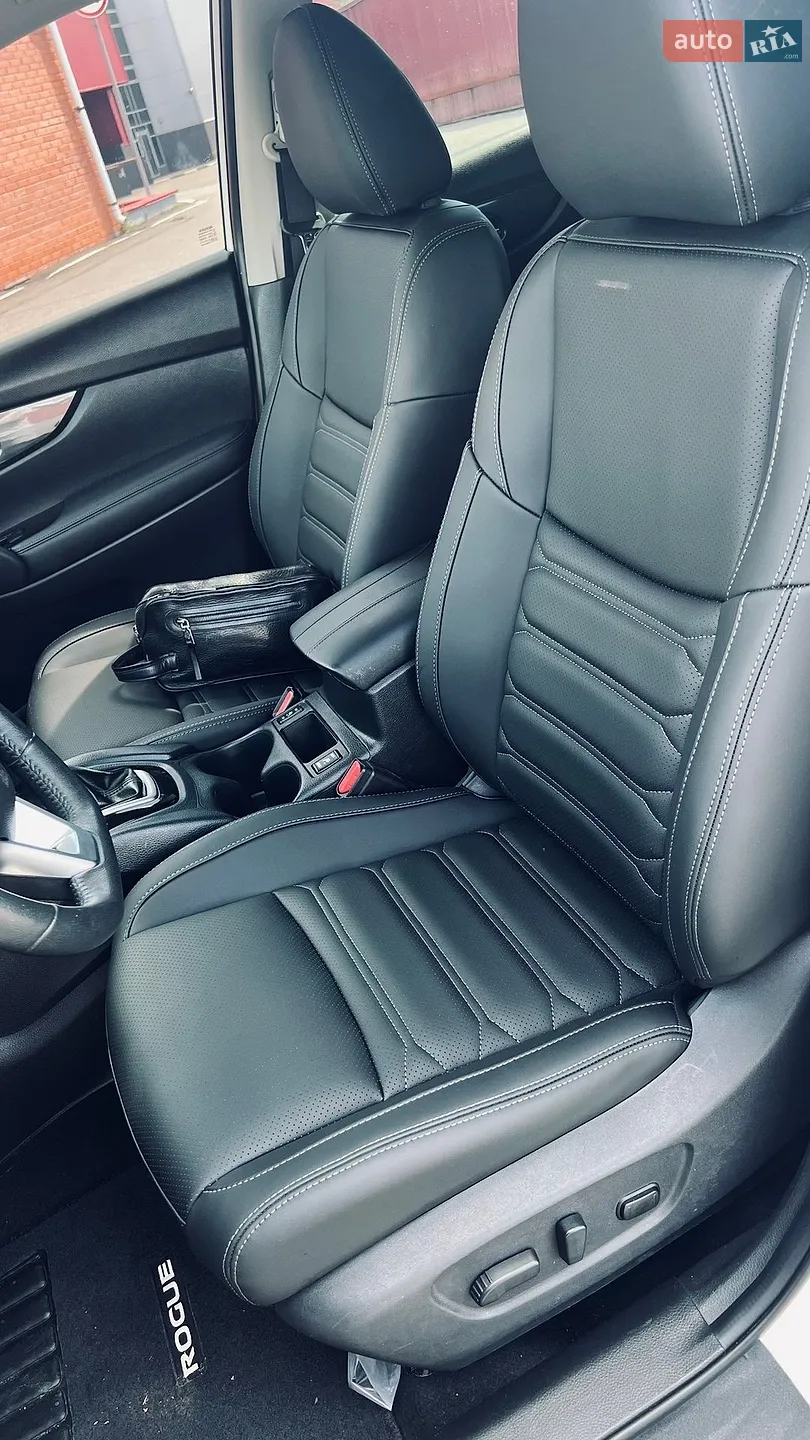 2019 Nissan Rogue - мініатюра 13
