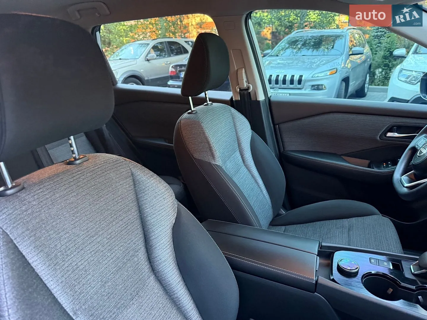 2022 Nissan Rogue - мініатюра 28