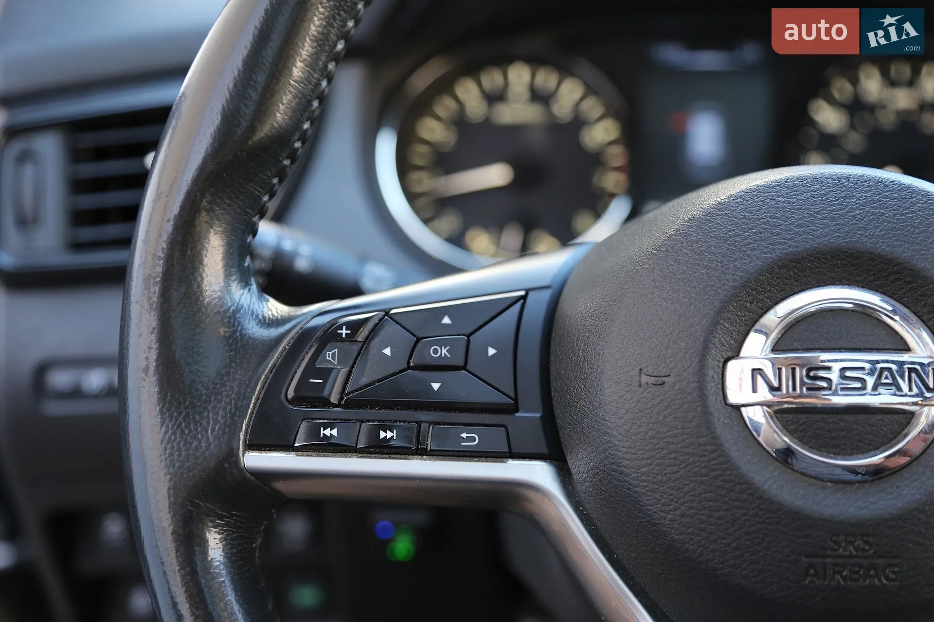2016 Nissan Rogue - мініатюра 21