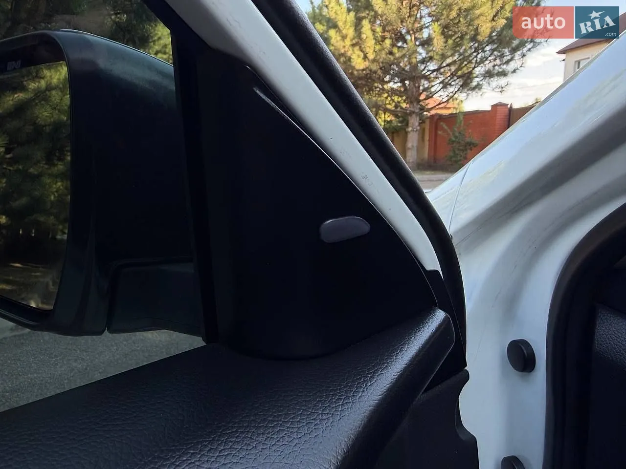 2016 Nissan Rogue - мініатюра 13