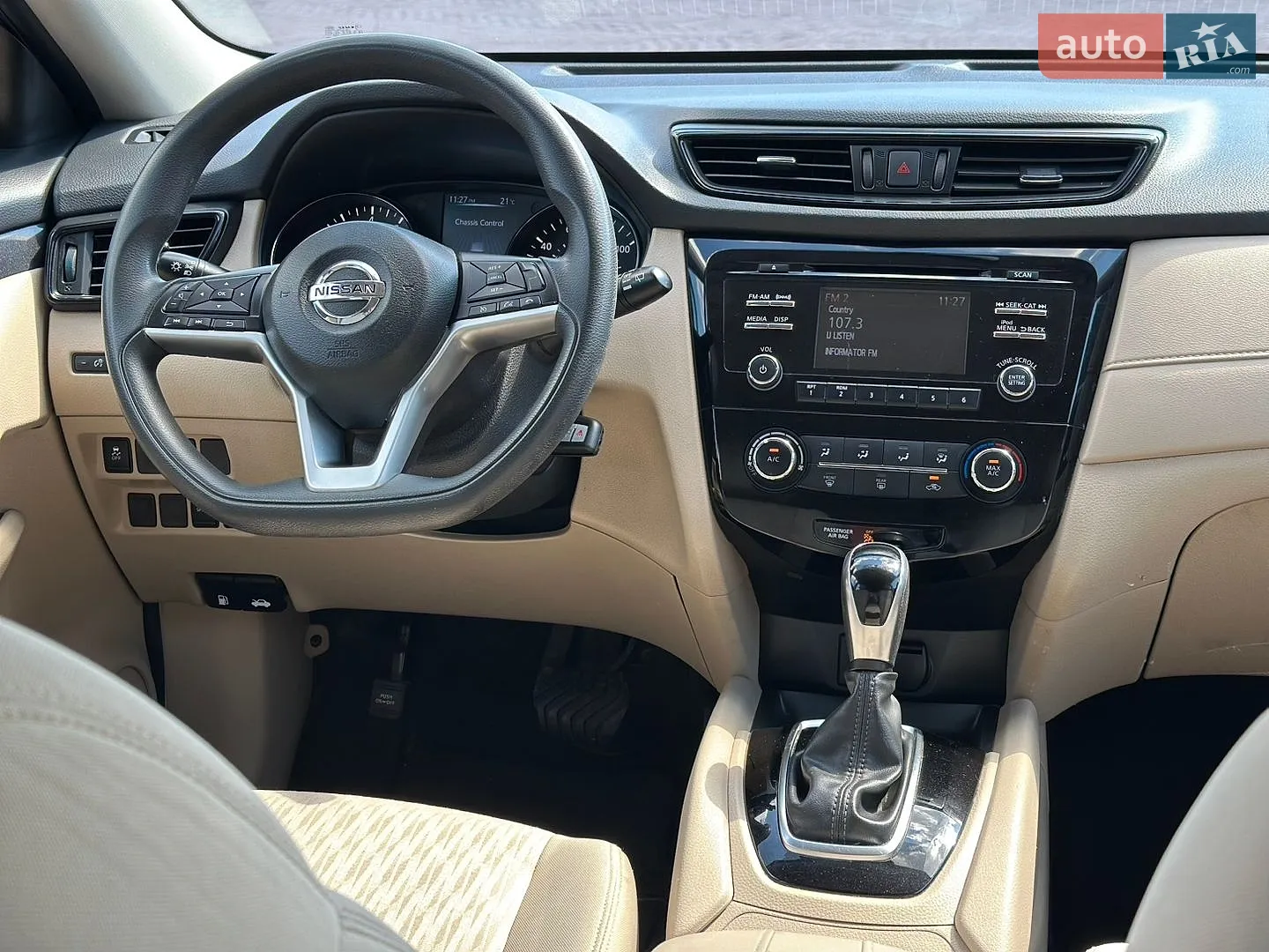 2017 Nissan Rogue - мініатюра 32