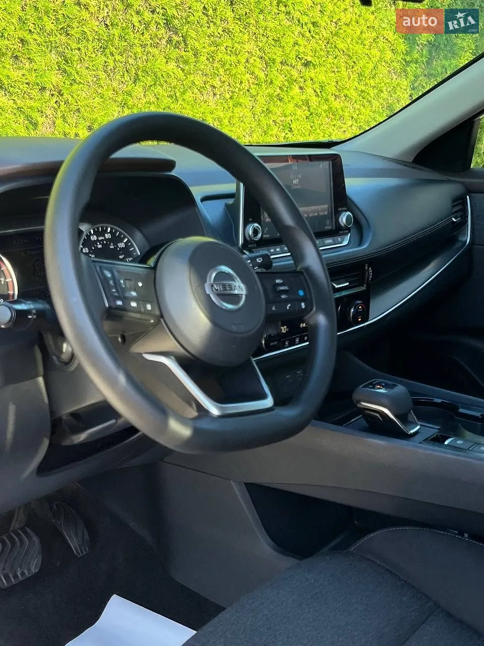 2021 Nissan Rogue - мініатюра 17