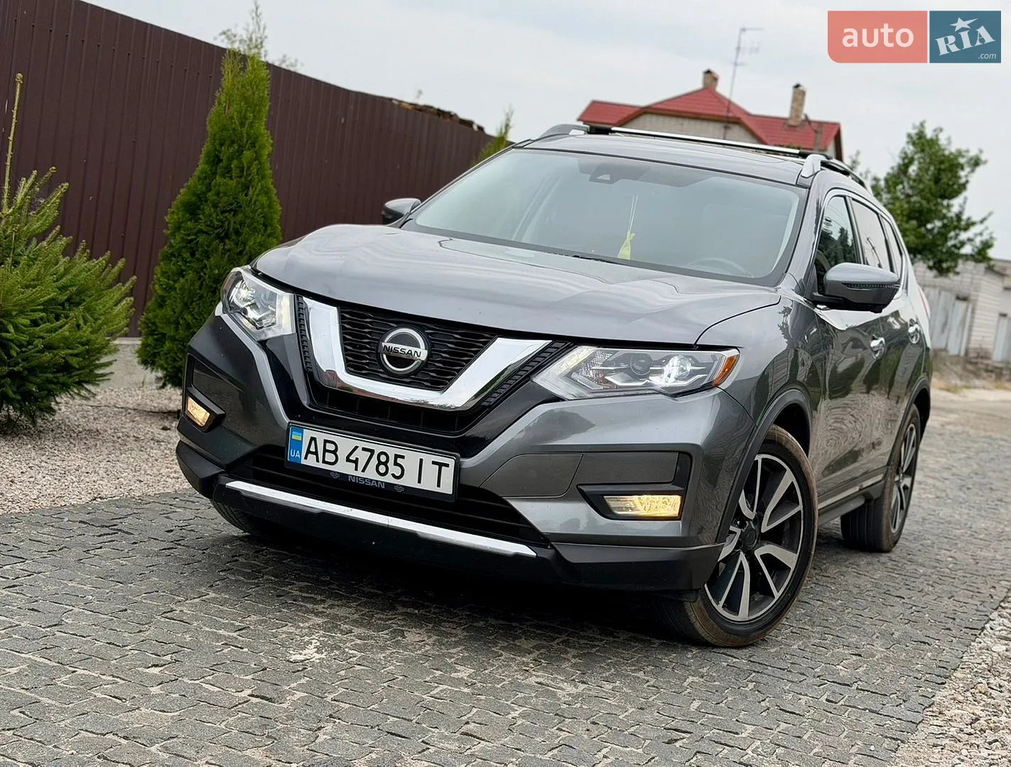 2018 Nissan Rogue - мініатюра 2