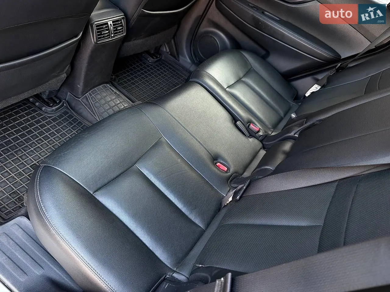 2016 Nissan Rogue - мініатюра 30