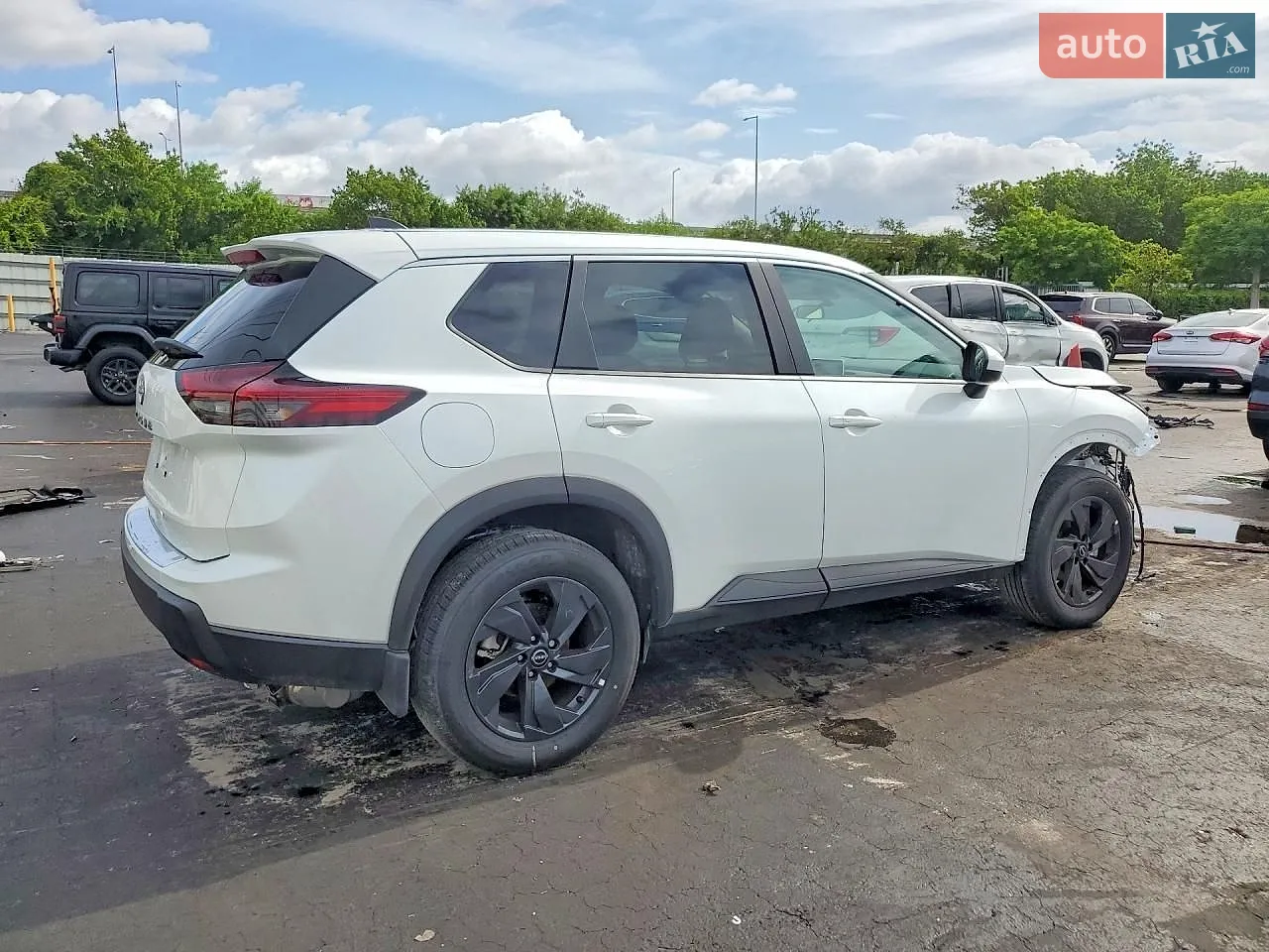 2025 Nissan Rogue - фото 1