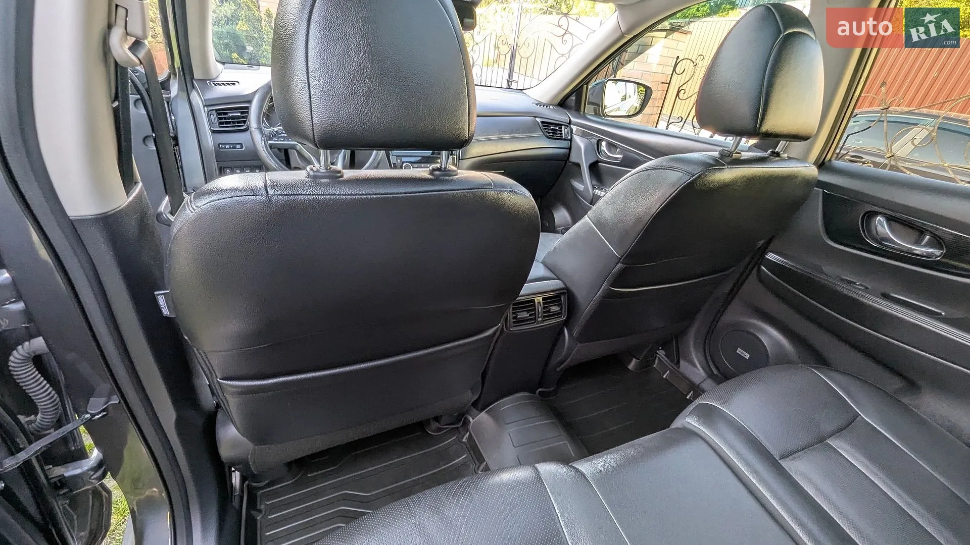 2019 Nissan Rogue - мініатюра 40