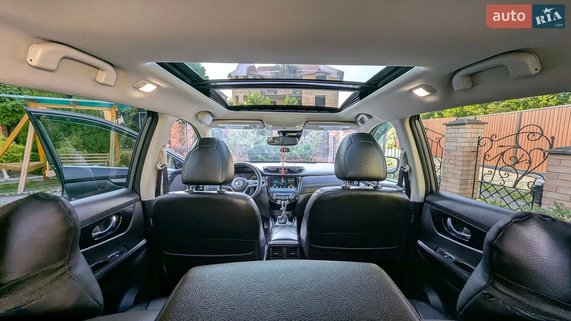 2019 Nissan Rogue - мініатюра 16