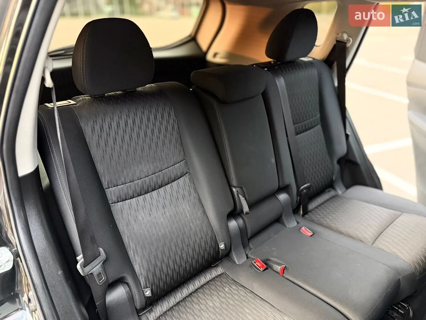 2019 Nissan Rogue - мініатюра 9