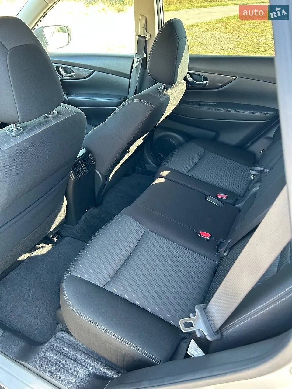 2018 Nissan Rogue - мініатюра 18
