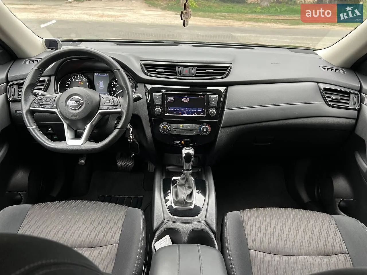 2019 Nissan Rogue - мініатюра 14