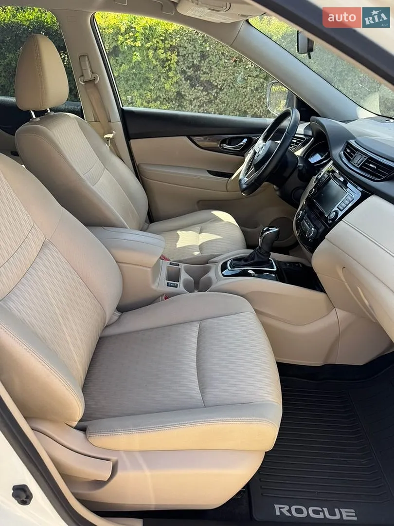 2018 Nissan Rogue - мініатюра 16